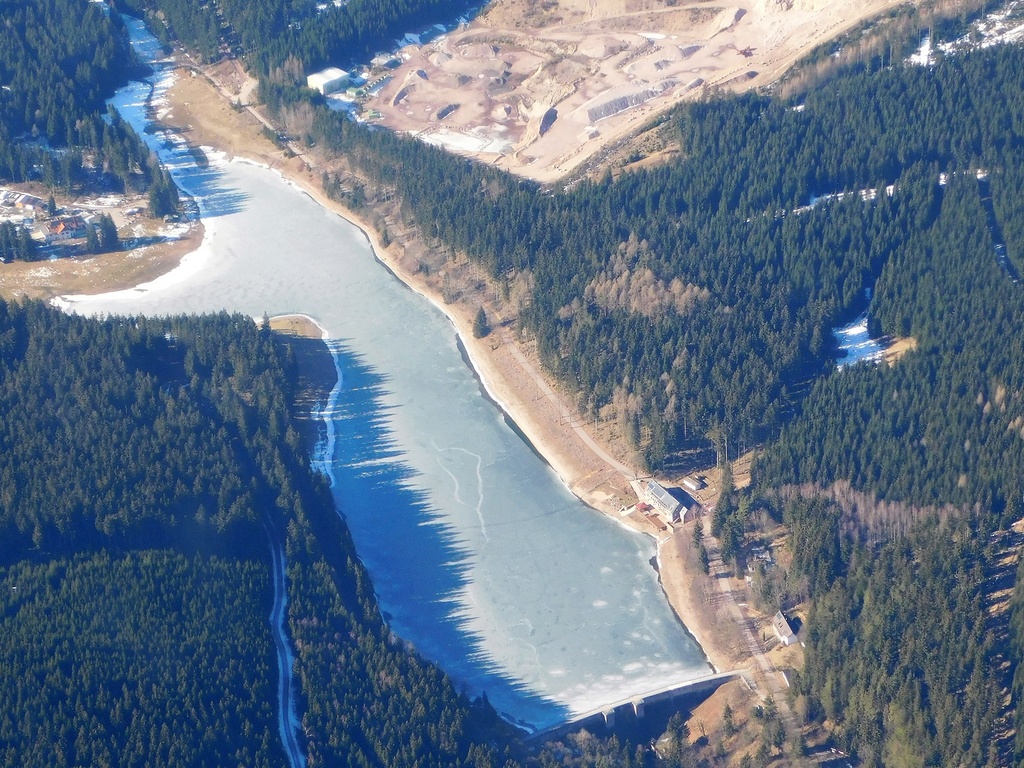 2f209c4cf5a9e34fb02e6eb844e61e0d.jpg